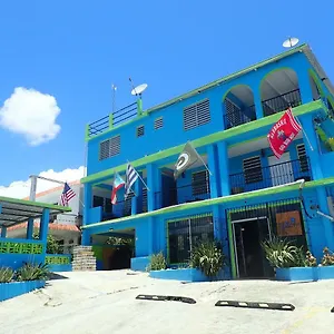 https://the-vieques-guesthouse.comcaribbean.com